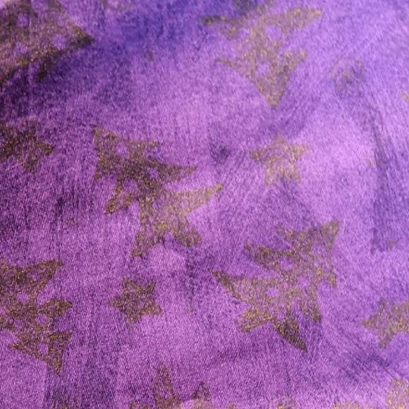 16 1/2 Plus Yards of Christmas Fabrics - Picture 5 of 7